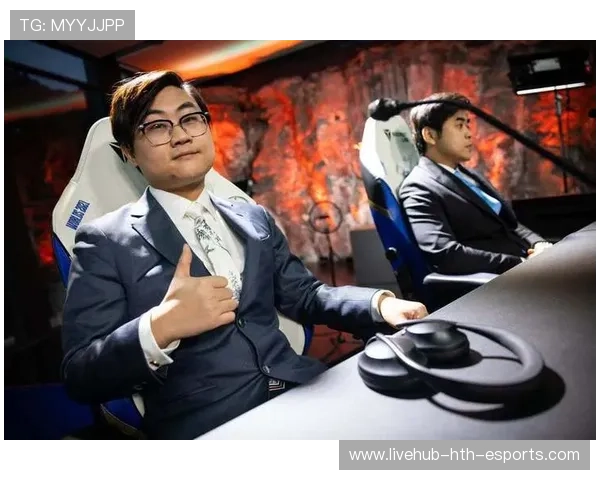 电竞教练与分析师成为幕后英雄