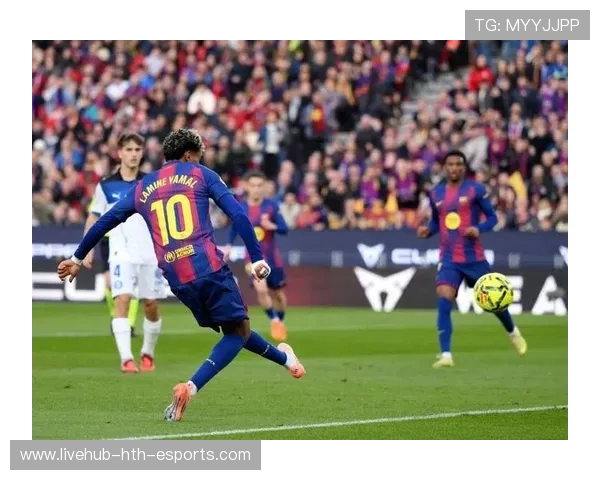 佩德里缺席惊现控球危机？巴萨三大前锋齐发力，力挽狂澜升至西甲第二