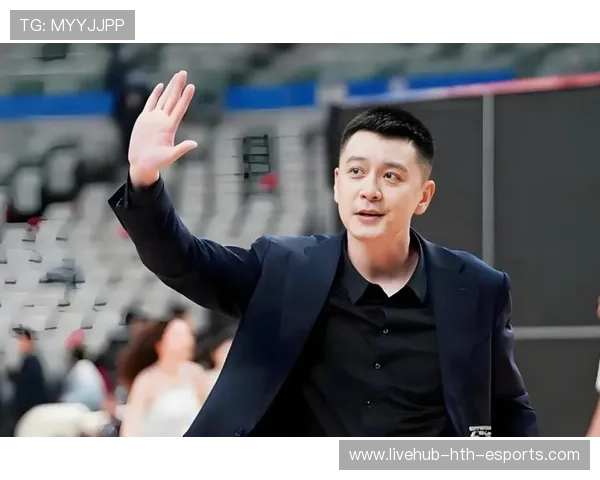 杨鸣称质疑未停 球员们保持斗志，杨鸣的球赛